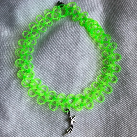 Neon green shooting star tattoo choker - Picture 1 of 2
